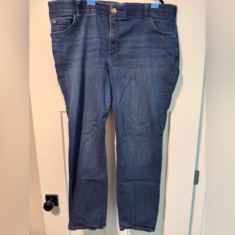 Lee Plus Size Flex Motion Straight Leg Jeans